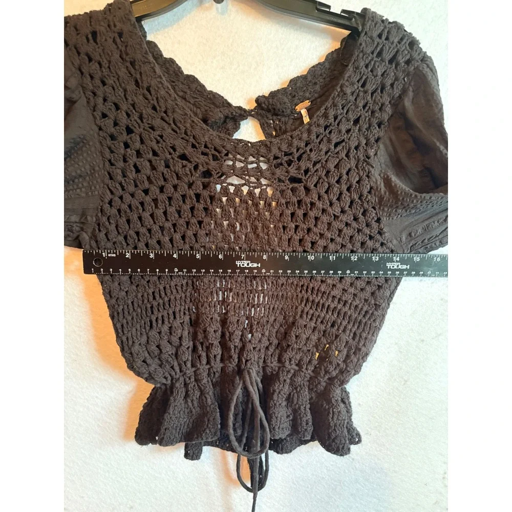 Free‎ People Megan Black Crochet Open Back Peplum Top Long Balloon Sleeve Medium